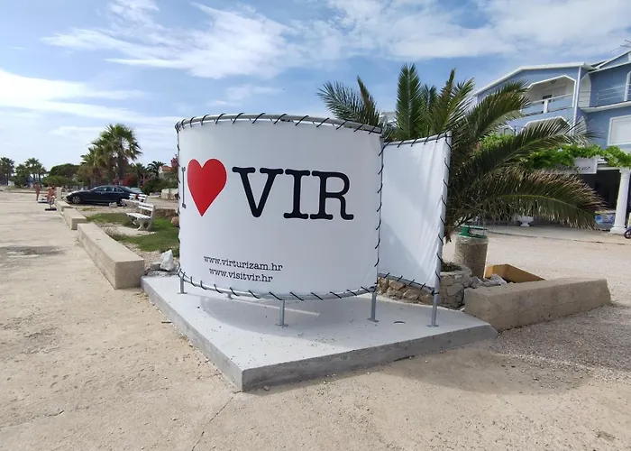 Apartment Vir