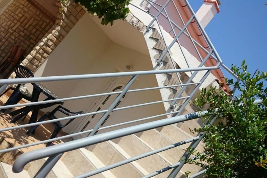Apartment Vir Apartment *