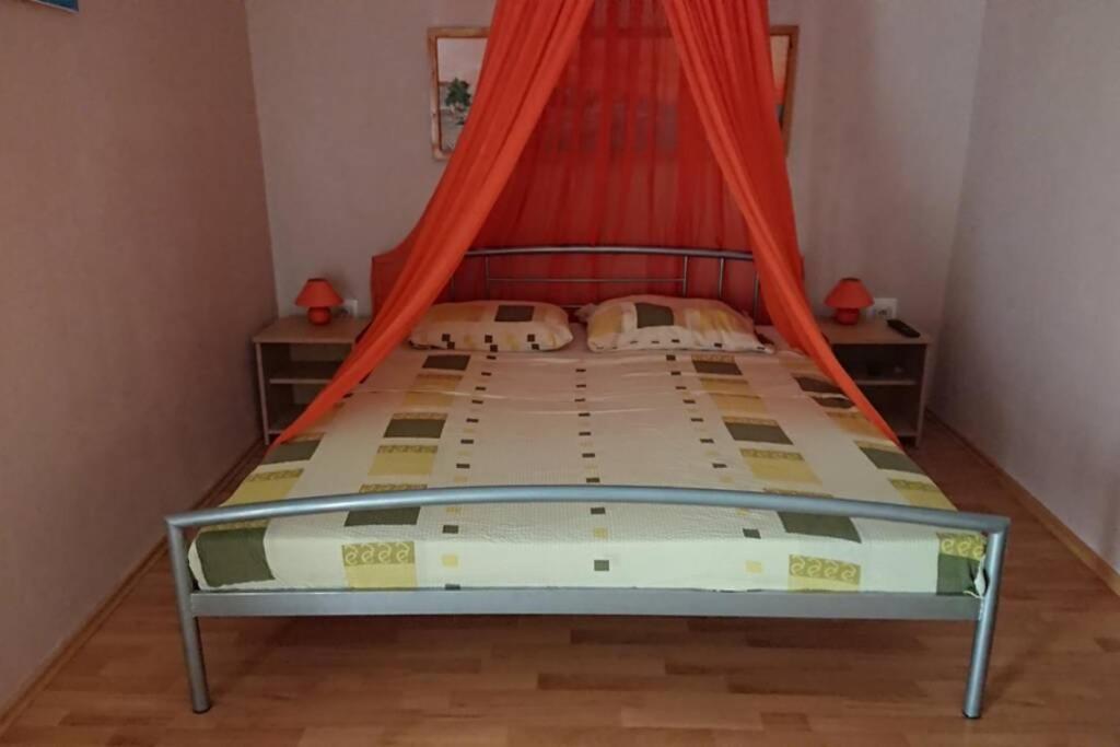 Apartment Vir *